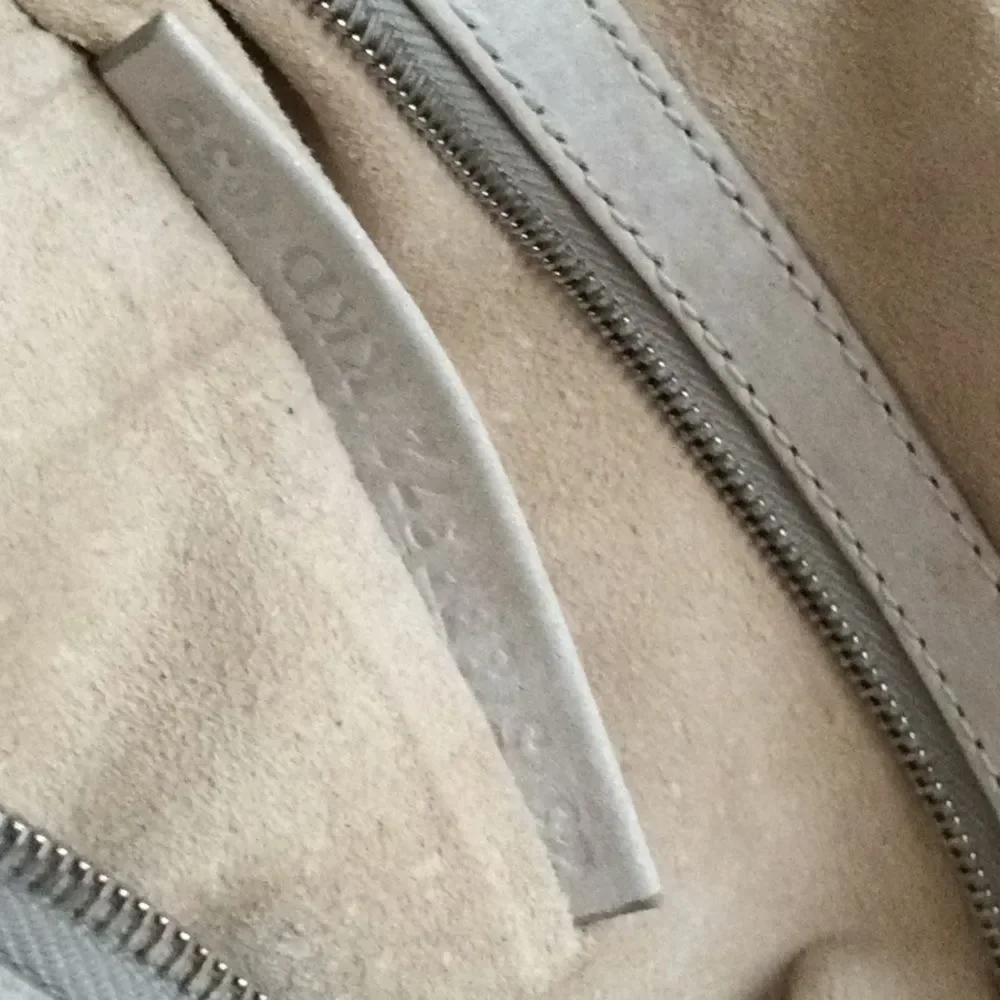 💞FENDI💞leather purse